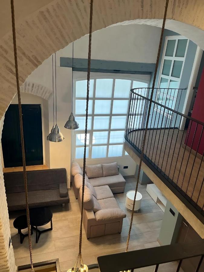 Apartamentos Living Sevilla Centro Maestranza エクステリア 写真
