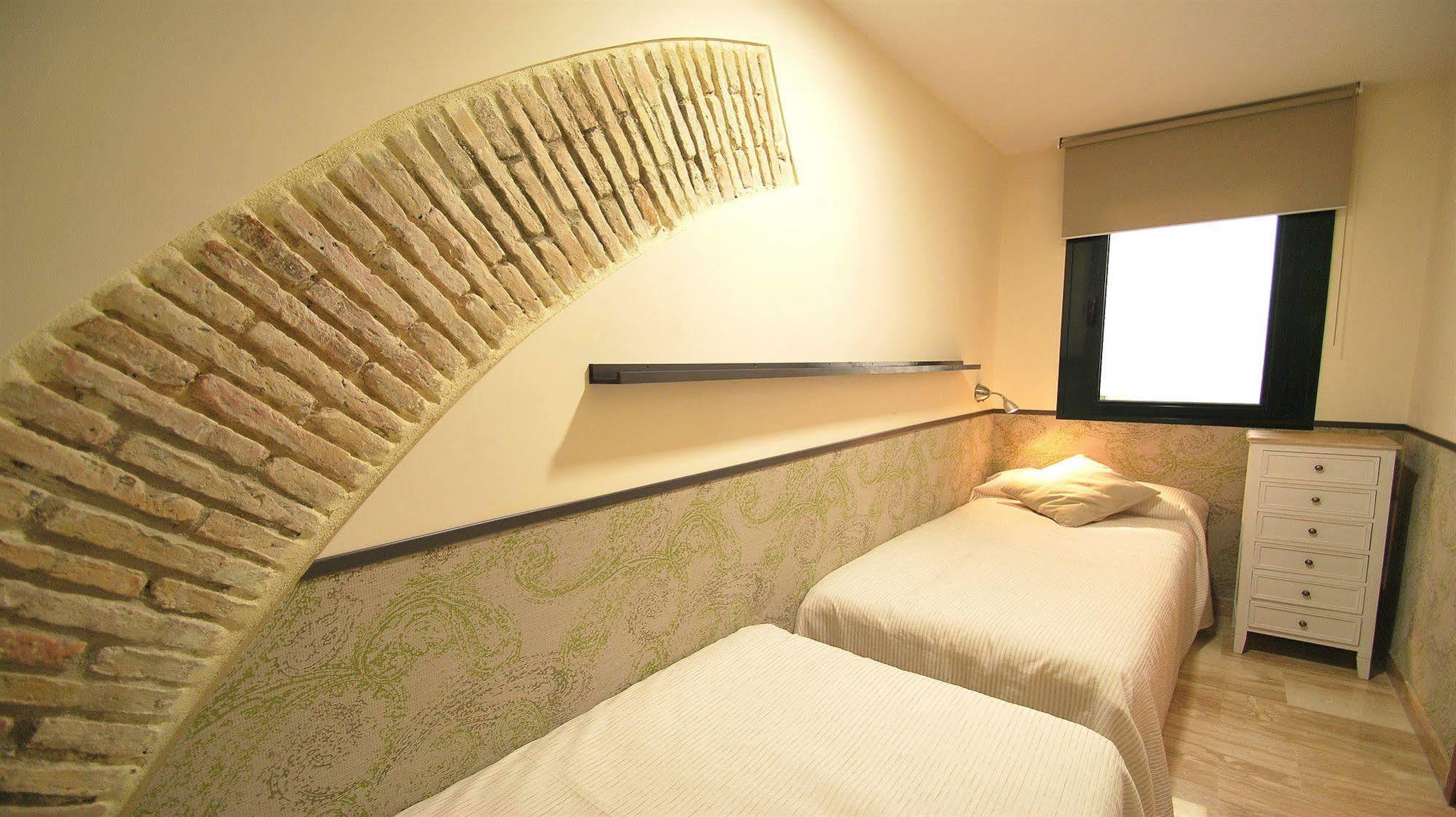 Apartamentos Living Sevilla Centro Maestranza エクステリア 写真